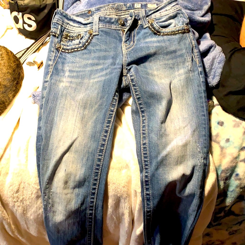 Miss me size 26 capris